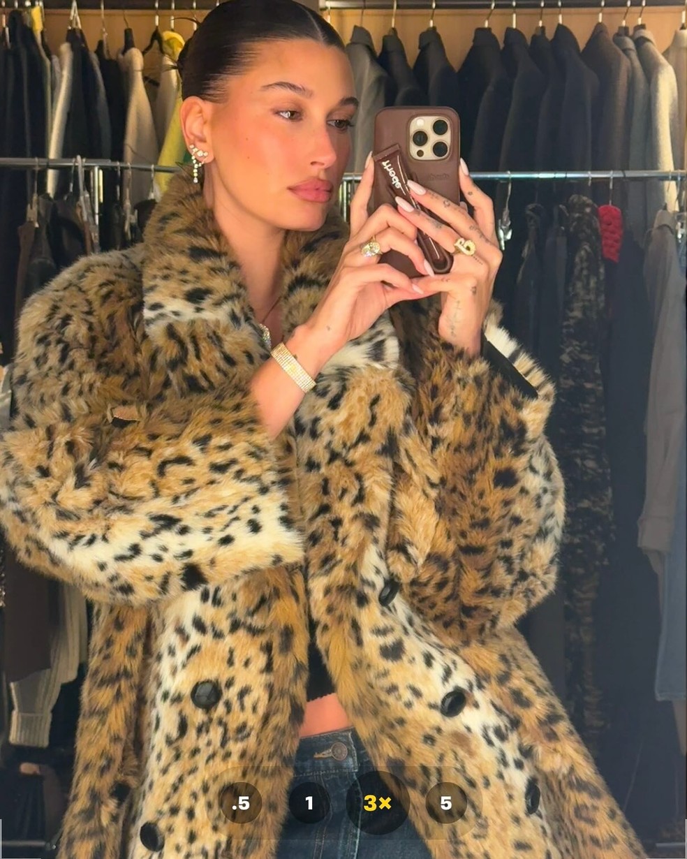 Hailey Bieber e Suas Jaquetas: O Guia Definitivo para o Outono/Inverno 2025