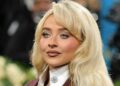 Sabrina Carpenter Looks: Os Estilos Icônicos que Transformaram a Estrela Pop em Ícone Fashion - Revista de Moda