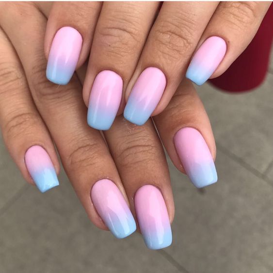 Unhas Decoradas: Ideias Criativas para Arrasar na Próxima Manicure! - Revista ESTILO Unhas Decoradas - ombré coloridas - Revista Estilo - Revistas de Moda