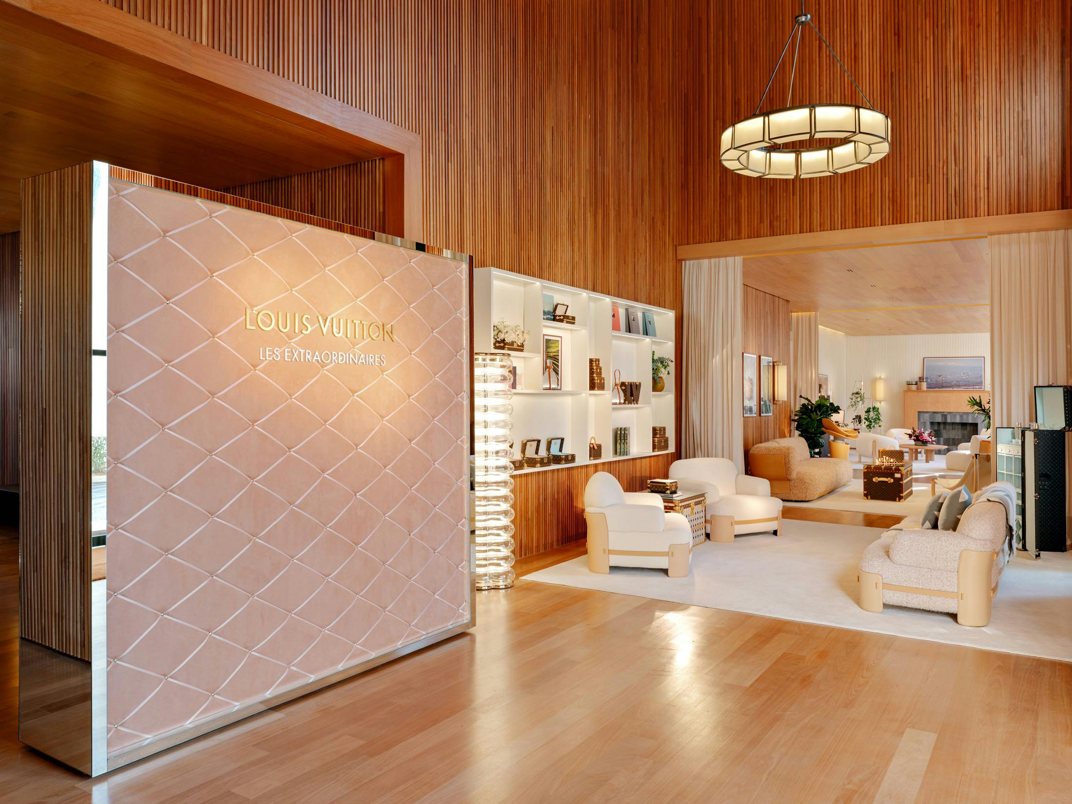 Les Extraordinaires Louis Vuitton no Brasil: Savoir-faire, design e luxo em experiência inédita Revista Estilo - Revista de Moda