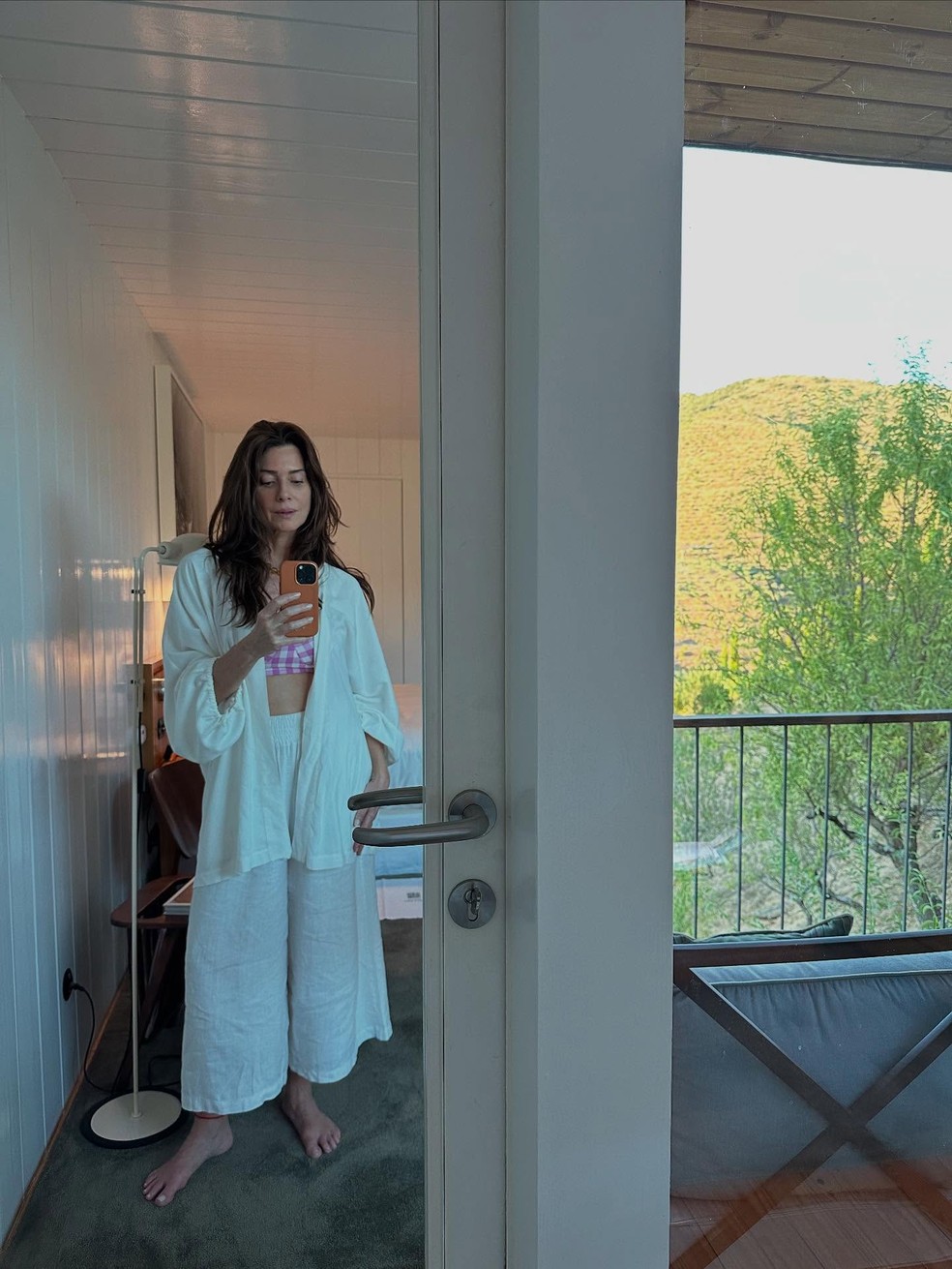 Leticia Spiller de biquíni surge deslumbrante na Europa e revela novo amor — Veja as fotos! - Revista ESTILO 'Saudades do verão europeu', comentou Letícia Spiller — Foto: Reprodução/ Instagram