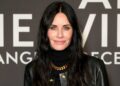 Courteney Cox se arrepende de maquiagem permanente nos olhos: veja os riscos e cuidados Revista Estilo - Revista de Moda