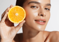 Vitamina C para Pele: Por Que Você Deve Usar Mesmo no Inverno - Modelo Major Model Revista Estilo - Beleza