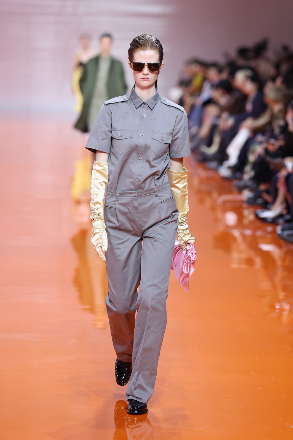 Desfile Prada, verão 2026 — Foto: Getty Images - Revista Estilo - Revista de Moda