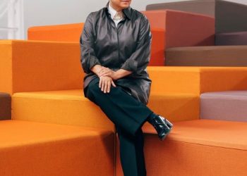 Silvia Venturini Fendi deixa direção criativa da Fendi e assume presidência honorária - Revista Estilo - Revista de Moda