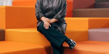 Silvia Venturini Fendi deixa direção criativa da Fendi e assume presidência honorária - Revista Estilo - Revista de Moda