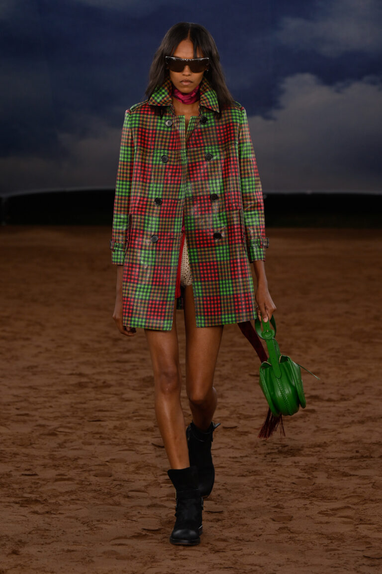 LFW-Burberry-verao-2026-Revista-estilo-revista-de-moda1.jpg 