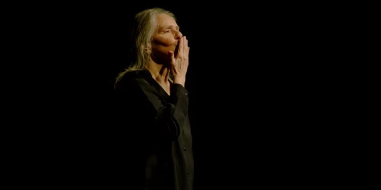 Angela Ro Ro morre aos 75 anos e deixa legado de coragem e autenticidade na MPB - Revista Estilo - Revista de Moda