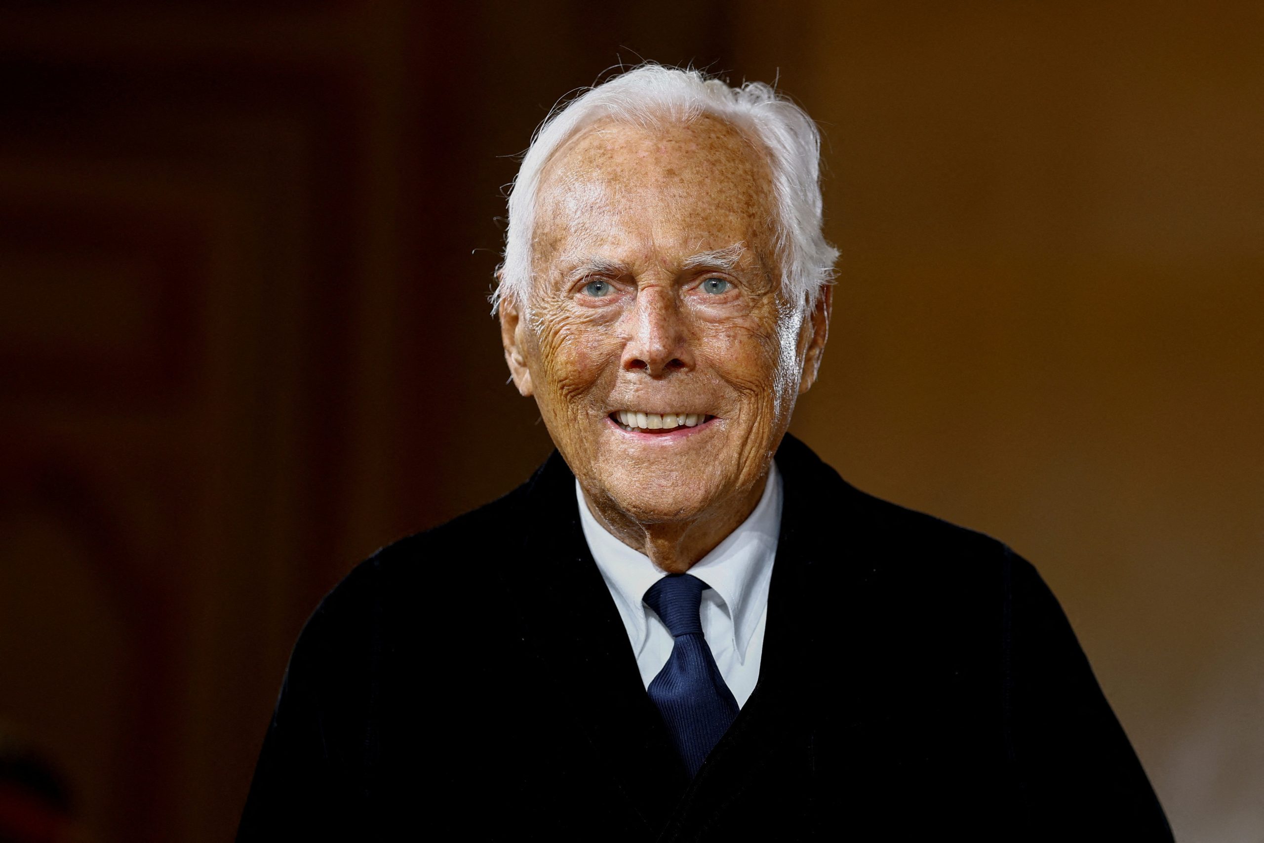 Sucessão de Giorgio Armani: planos bilionários revelados uma semana antes da morte do estilista