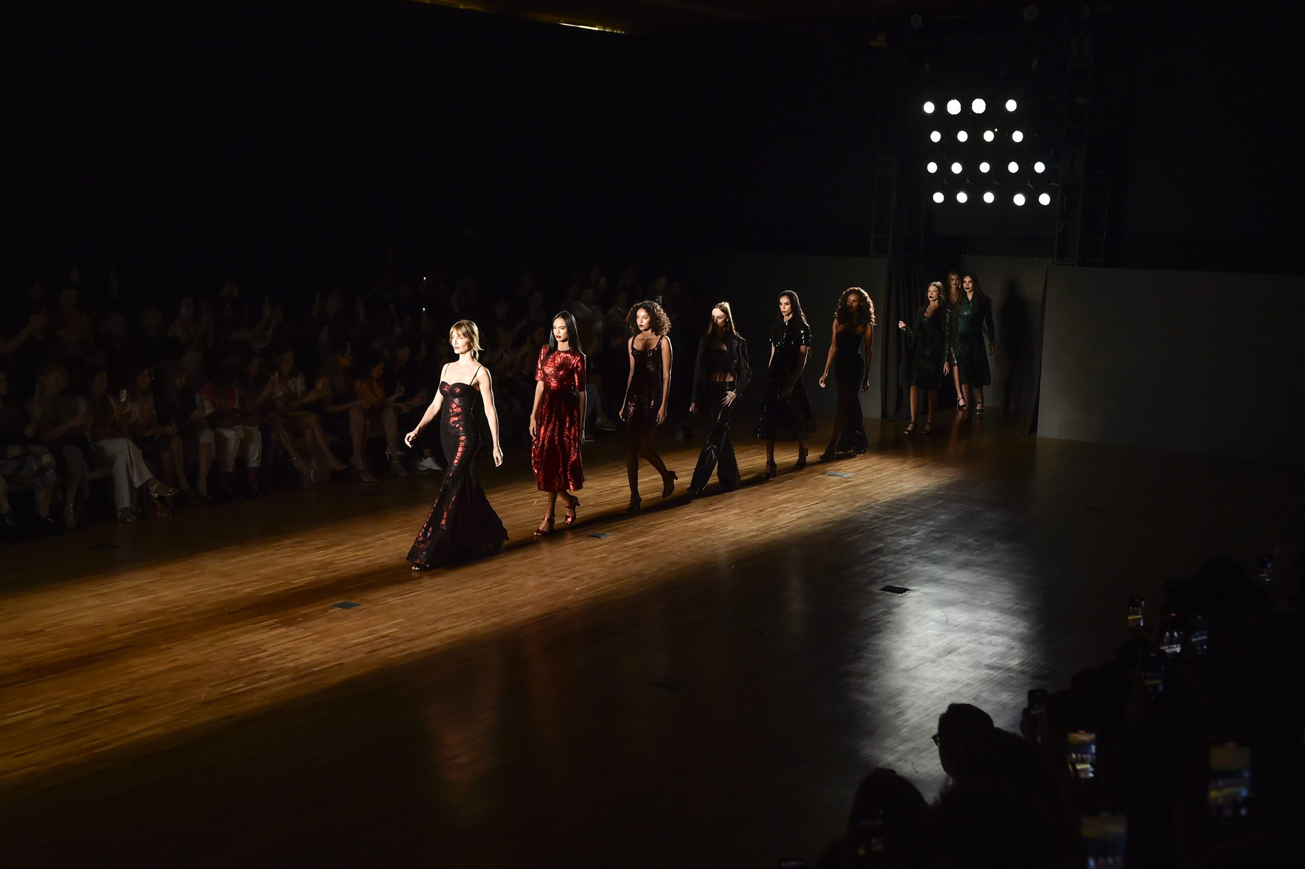 SPFW N61: confira a programação atualizada e saiba como assistir aos desfiles - Revista ESTILO Line-Up Spfw 2026 - Revista Estilo