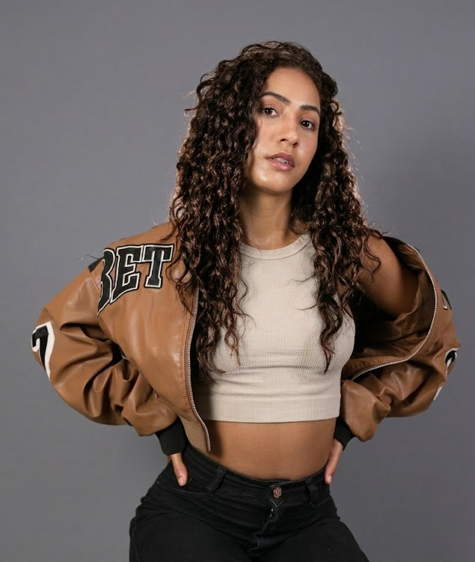 Modelo Alessandra S. (Major Brasil)