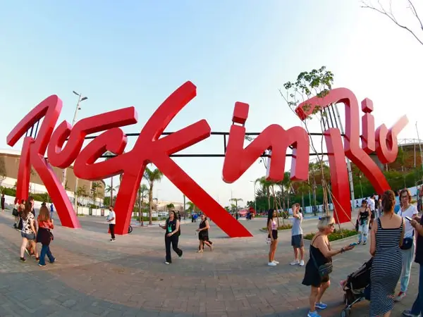 Rock in Rio 2026: veja como montar um look confortável e estiloso para o festival - Revista ESTILO Rock In Rio 2026: Como Montar Um Look Confortável Para Encarar Os Sete Dias De Festival-Revista Estilo
